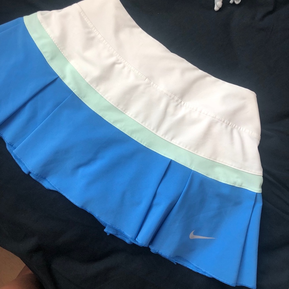 Nike tennis skirt